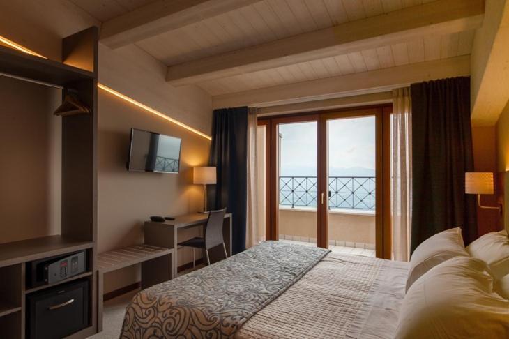 Hotel La Grotta San Marino Buitenkant foto